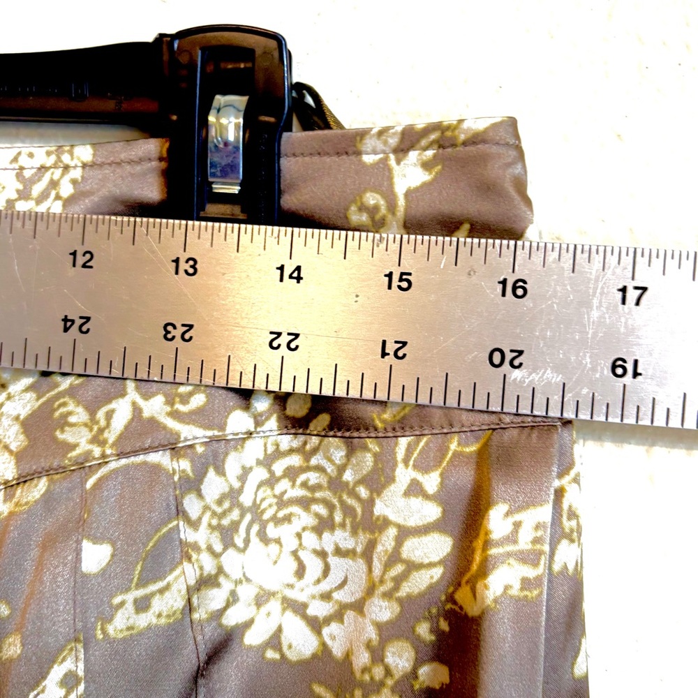 NWT Banana Republic Silk Skirt , size 8 - Picture 8 of 11